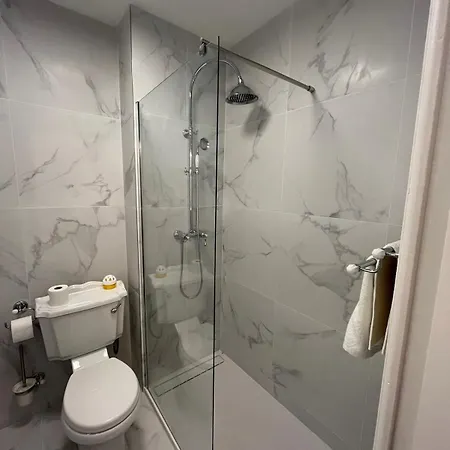 2 Pieces - Hyper Centre De *